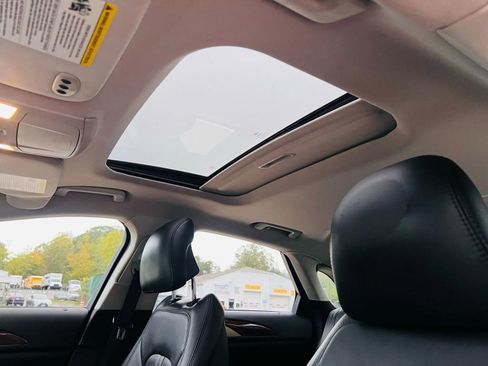 Used 2014 Lincoln MKZ Sedan 4D w/ Equipment Group 102A Reserve image 23