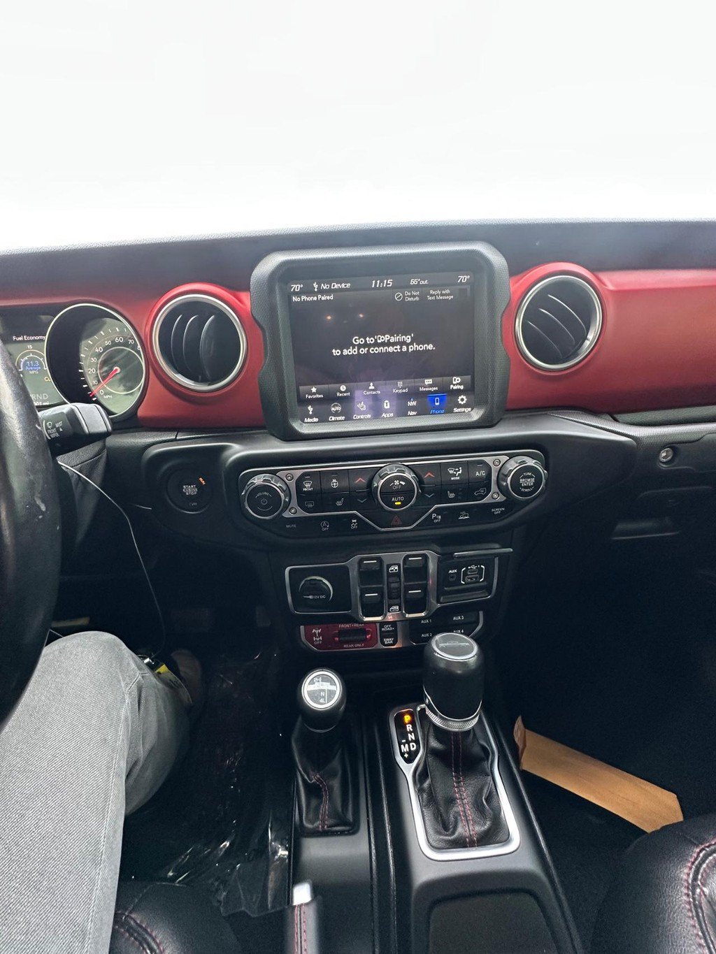 Used 2020 Jeep Gladiator Rubicon AWD/4WD image 15