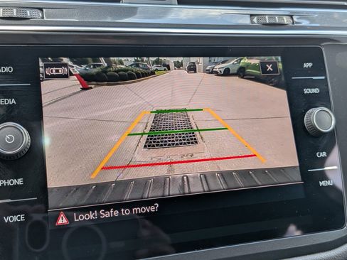 Certified 2023 Volkswagen Tiguan SE R-Line FWD image 22