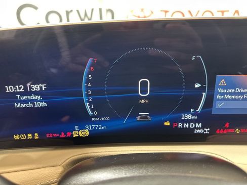 Used 2025 Cadillac XT4 Premium Luxury AWD/4WD image 26
