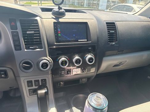 Used 2015 Toyota Sequoia Platinum AWD/4WD image 10