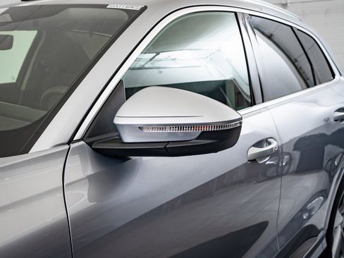 New 2025 Audi Q5 Premium Plus image 16