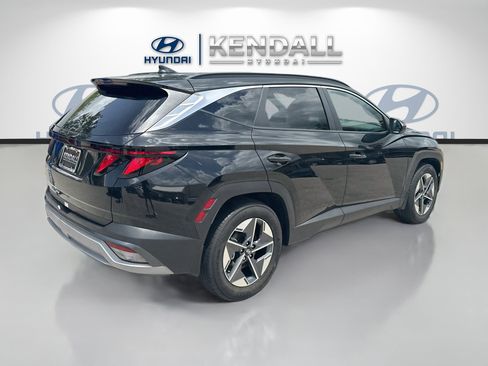 Used 2025 Hyundai Tucson SEL FWD image 6