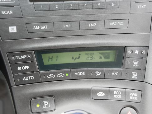 Used 2010 Toyota Prius Three image 23