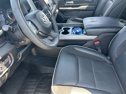 Used 2025 RAM 1500 Laramie w/ Sport Appearance Package AWD/4WD image 27