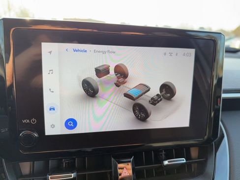 Used 2024 Toyota Corolla Cross XSE w/ Convenience Package image 34