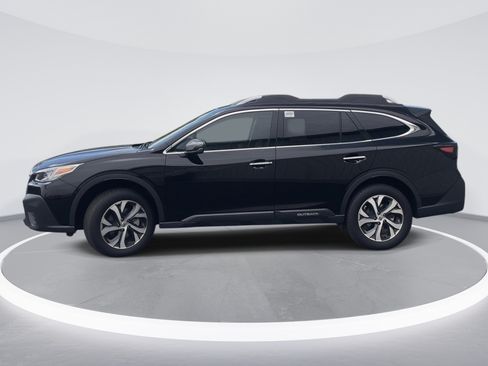 Used 2021 Subaru Outback Touring AWD/4WD image 4