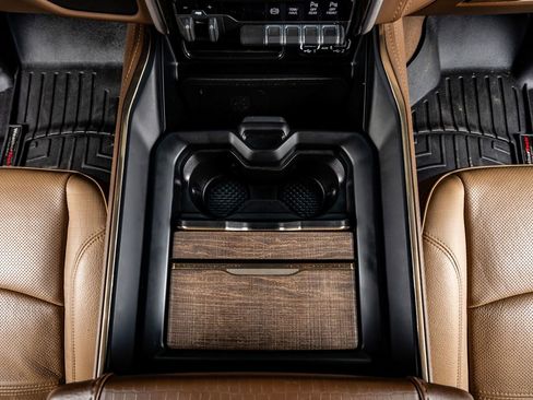 Used 2023 RAM 3500 Limited image 27