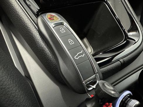 Certified 2026 Porsche Cayenne Coupe image 45