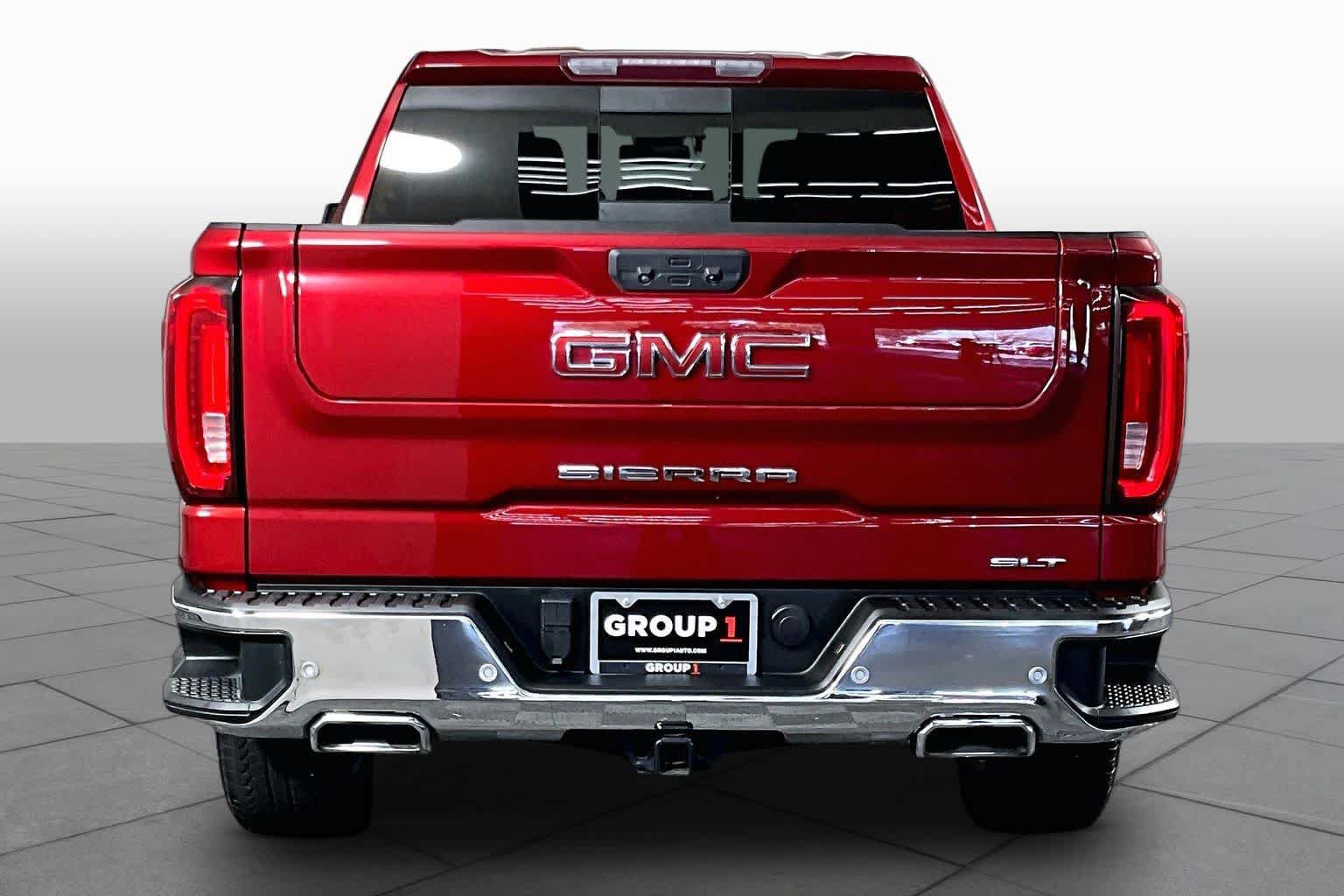Used 2023 GMC Sierra 1500 SLT AWD/4WD image 5