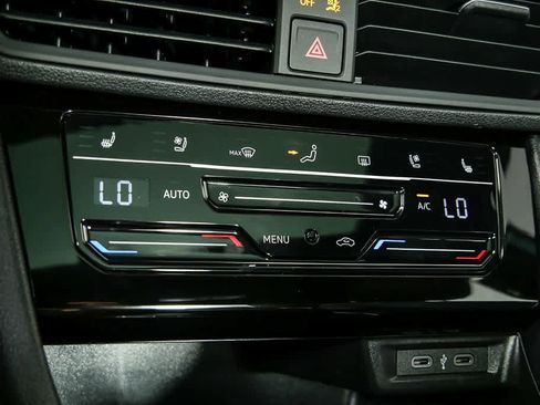 New 2026 Volkswagen Jetta GLI Autobahn FWD image 17