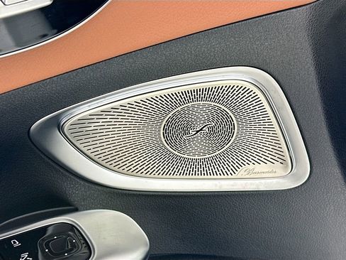 Used 2025 Mercedes-Benz C 300 Sedan image 19