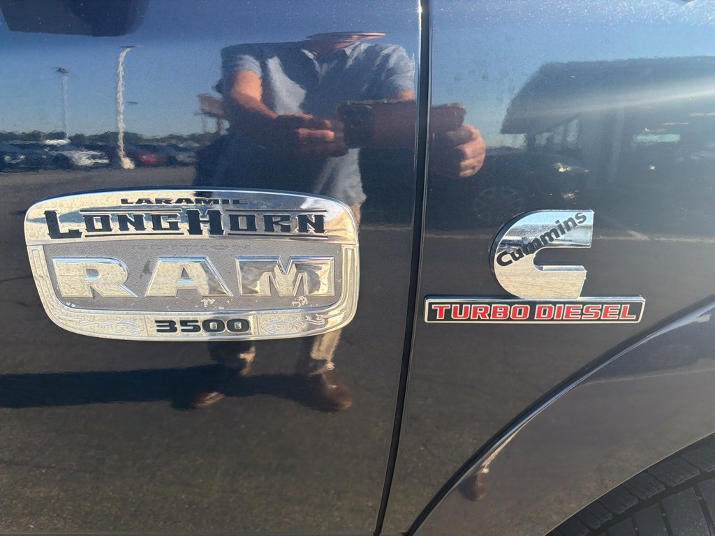 Used 2016 RAM 3500 Laramie Longhorn w/ Convenience Group AWD/4WD image 11