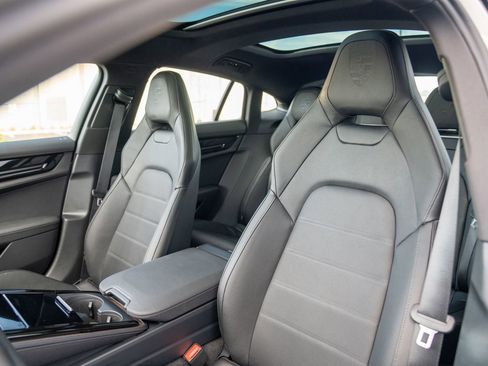 New 2026 Porsche Panamera 4 image 5
