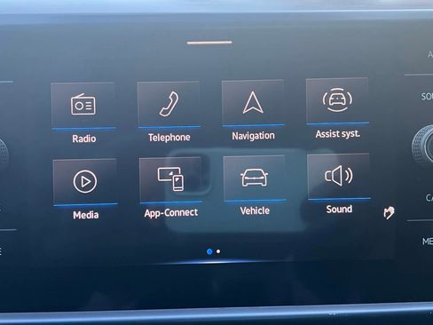 Used 2022 Volkswagen Taos SE image 13