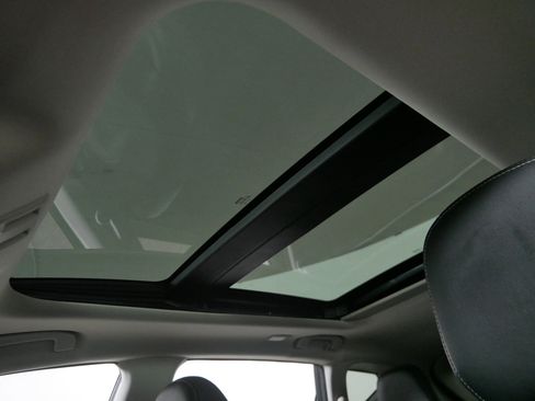 Used 2023 Nissan Murano Platinum image 32