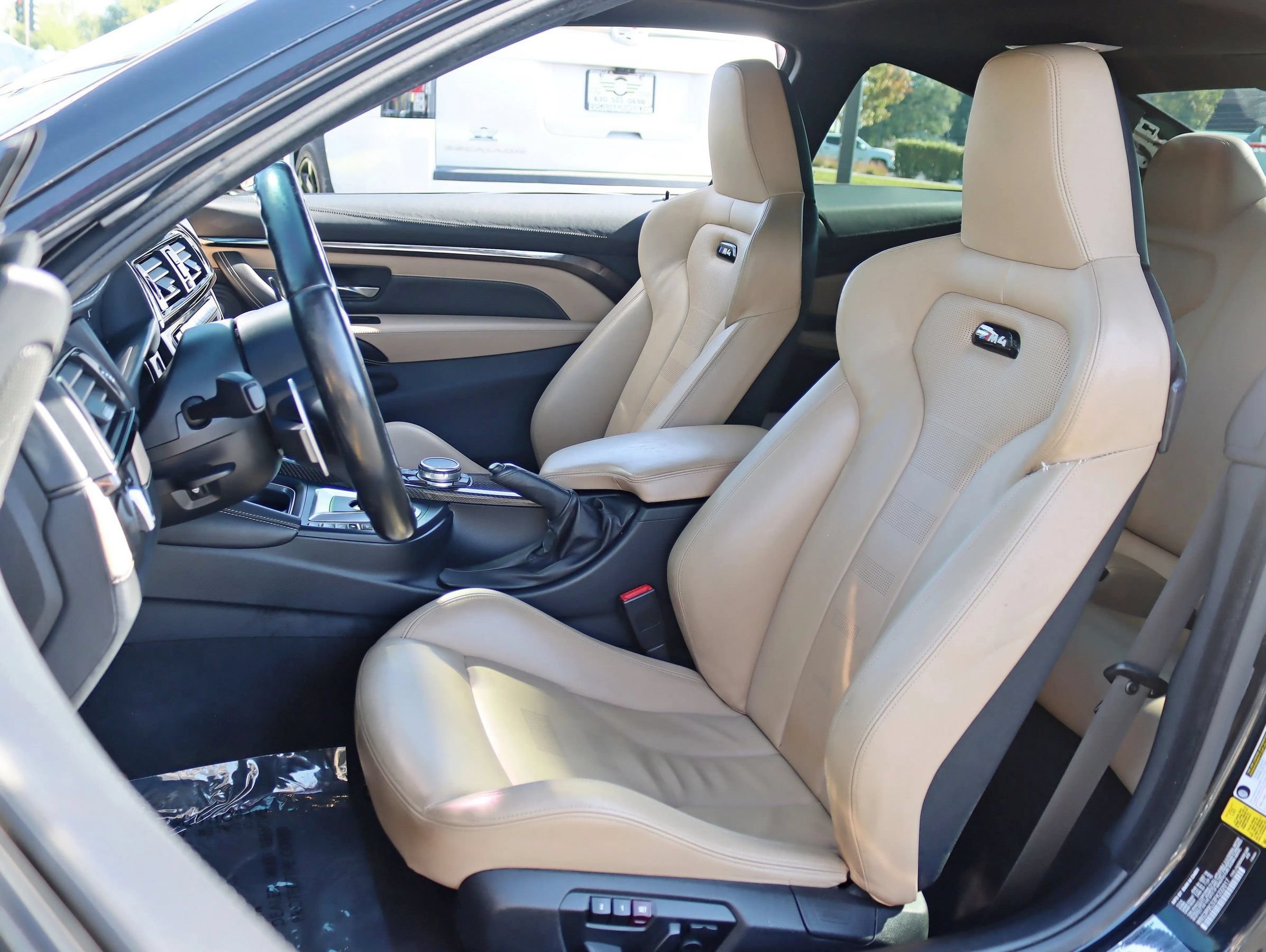 Used 2015 BMW M4 Coupe RWD image 32