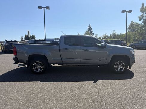 Used 2018 Chevrolet Colorado Z71 AWD/4WD image 2