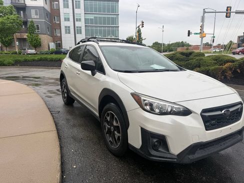 Used 2019 Subaru Crosstrek 2.0i w/ Eyesight System AWD/4WD image 3