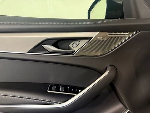 New 2026 Jaguar F-PACE R-Dynamic S image 24