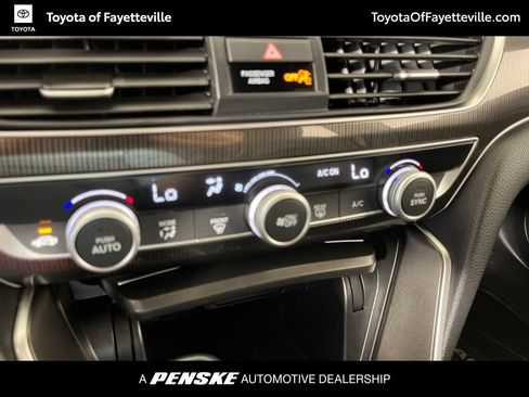 Used 2022 Honda Accord Sport image 27
