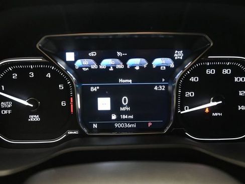 Used 2021 GMC Yukon Denali w/ Denali Ultimate Package AWD/4WD image 5
