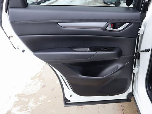 Used 2019 MAZDA CX-5 Touring image 24