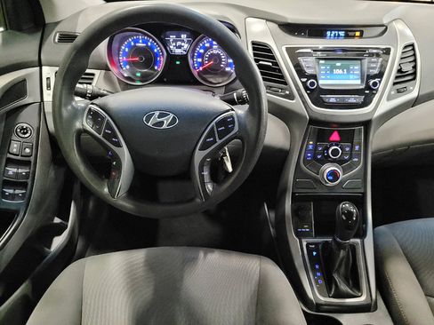 Used 2016 Hyundai Elantra SE w/ Option Group 02 FWD image 22