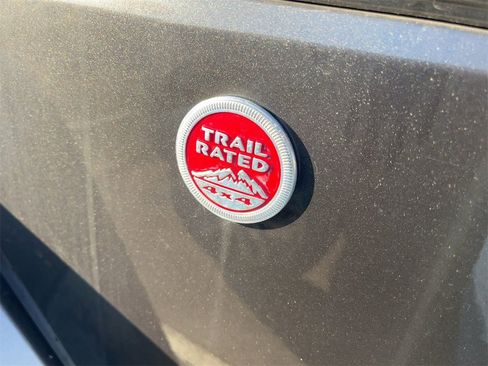 Used 2017 Jeep Wrangler Unlimited Rubicon image 14