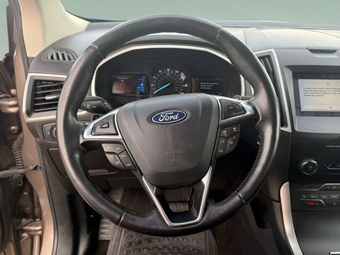 Used 2019 Ford Edge SEL w/ Equipment Group 201A image 26