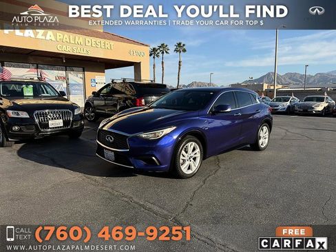 Used 2017 INFINITI QX30 image 2