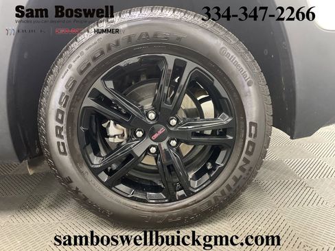 Used 2022 GMC Terrain AT4 image 36