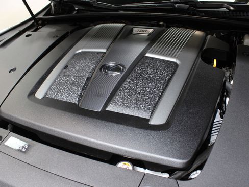 Used 2020 Lexus LS 500 w/ Luxury Package image 26