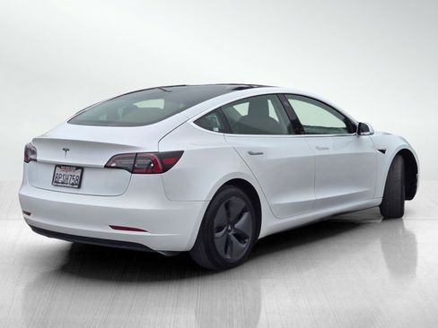Used 2020 Tesla Model 3 Standard Range Plus RWD image 4