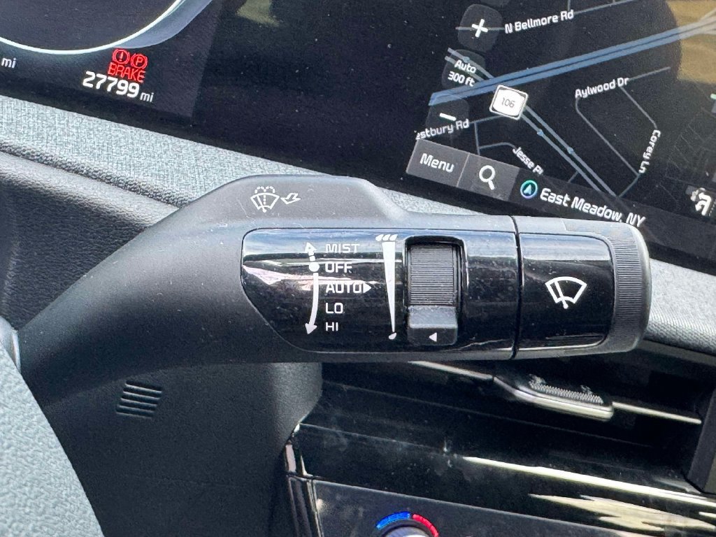 Certified 2022 Kia EV6 Wind AWD/4WD image 23