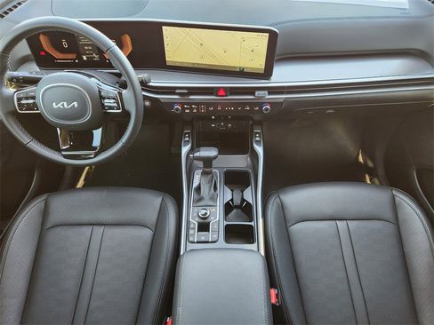 New 2025 Kia Sorento S image 19