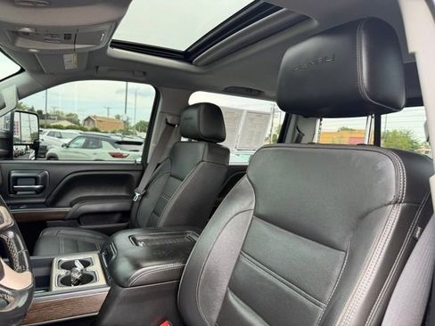 Used 2019 GMC Sierra 2500 Denali AWD/4WD image 21