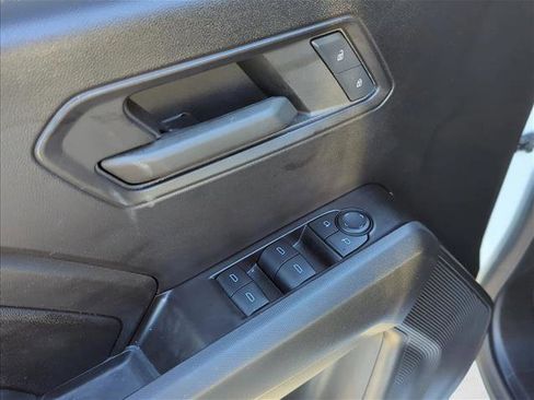 Used 2024 Chevrolet Colorado W/T w/ Safety Package image 7