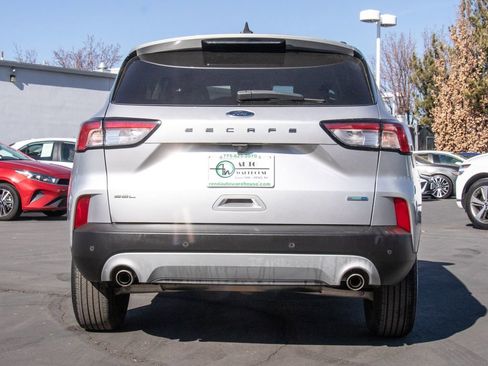 Used 2020 Ford Escape SEL image 6