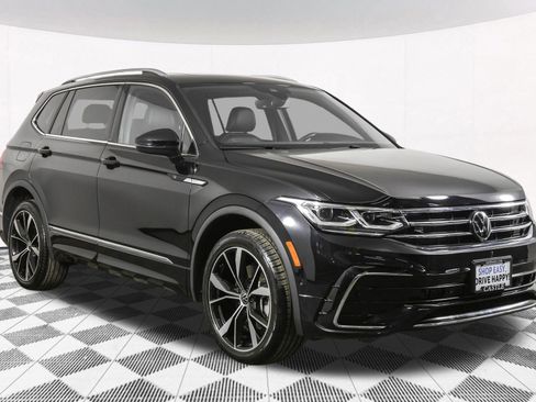 Used 2024 Volkswagen Tiguan SEL R-Line image 13