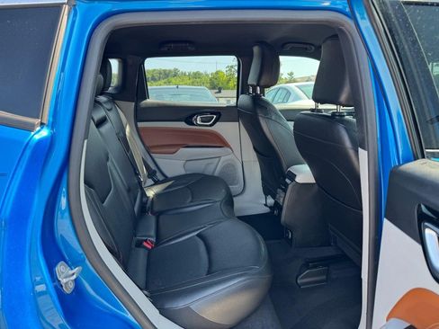 Used 2023 Jeep Compass Limited AWD/4WD image 12