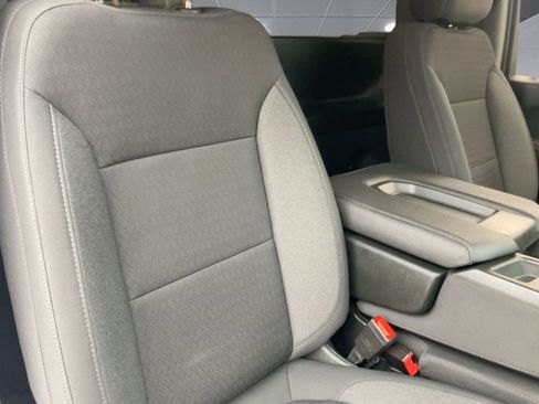 Used 2022 Chevrolet Silverado 3500 LT w/ Convenience Package image 19