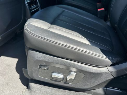 Used 2020 BMW X7 xDrive40i AWD/4WD image 19
