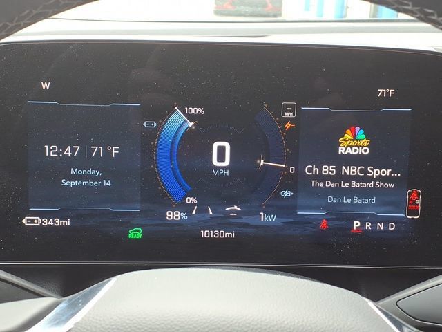 Certified 2024 Chevrolet Equinox EV LT FWD image 22
