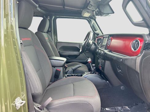 Used 2022 Jeep Wrangler Unlimited Rubicon w/ Steel Bumper Group image 29