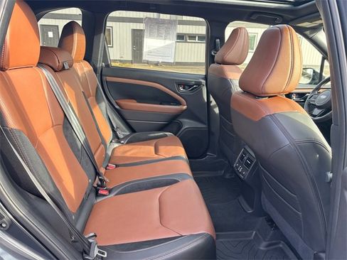 Certified 2025 Subaru Forester Touring image 20