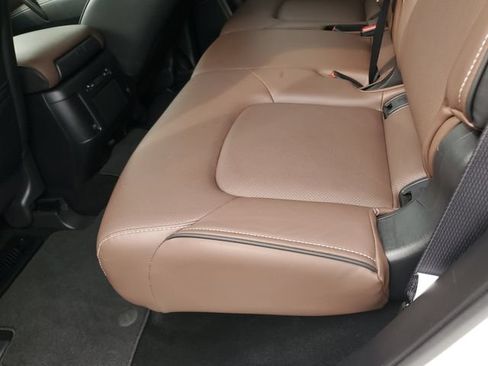 Certified 2023 INFINITI QX80 Premium Select w/ Cargo Package AWD/4WD image 16