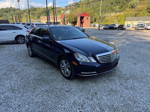 Used 2011 Mercedes-Benz E 350 4MATIC Sedan image 6