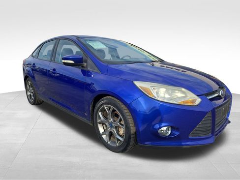 Used 2014 Ford Focus SE w/ Equipment Group 201A image 8