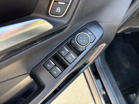 Used 2025 Ford Escape ST-Line w/ Tech Pack #1 image 10